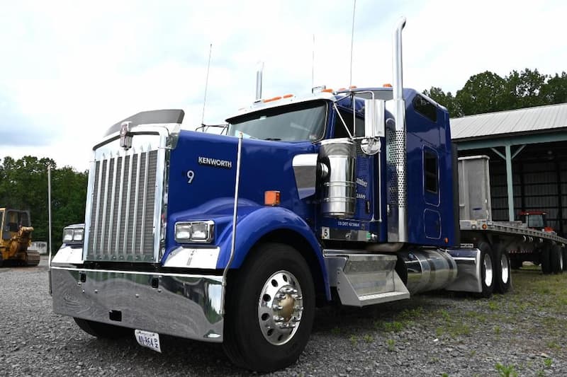 2022 Kenworth W900 Truck 